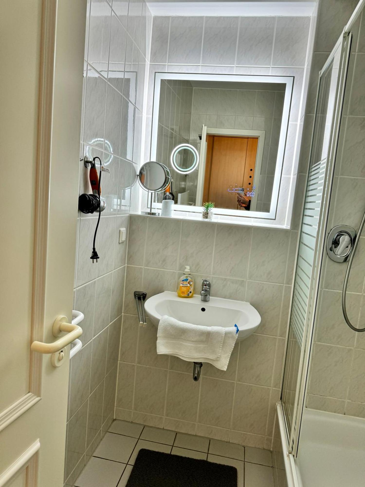 Moewenblick Bakenberg-41 Ferienwohnung Mit Terrasse, Doppelbett, Schlafsofa, Vollstaendige Komfortkueche Дранске Экстерьер фото
